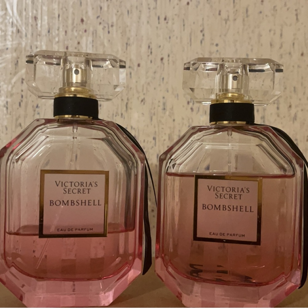 Victoria Secret Bombshell Eau de Parfum 2 Lot 3.4 oz